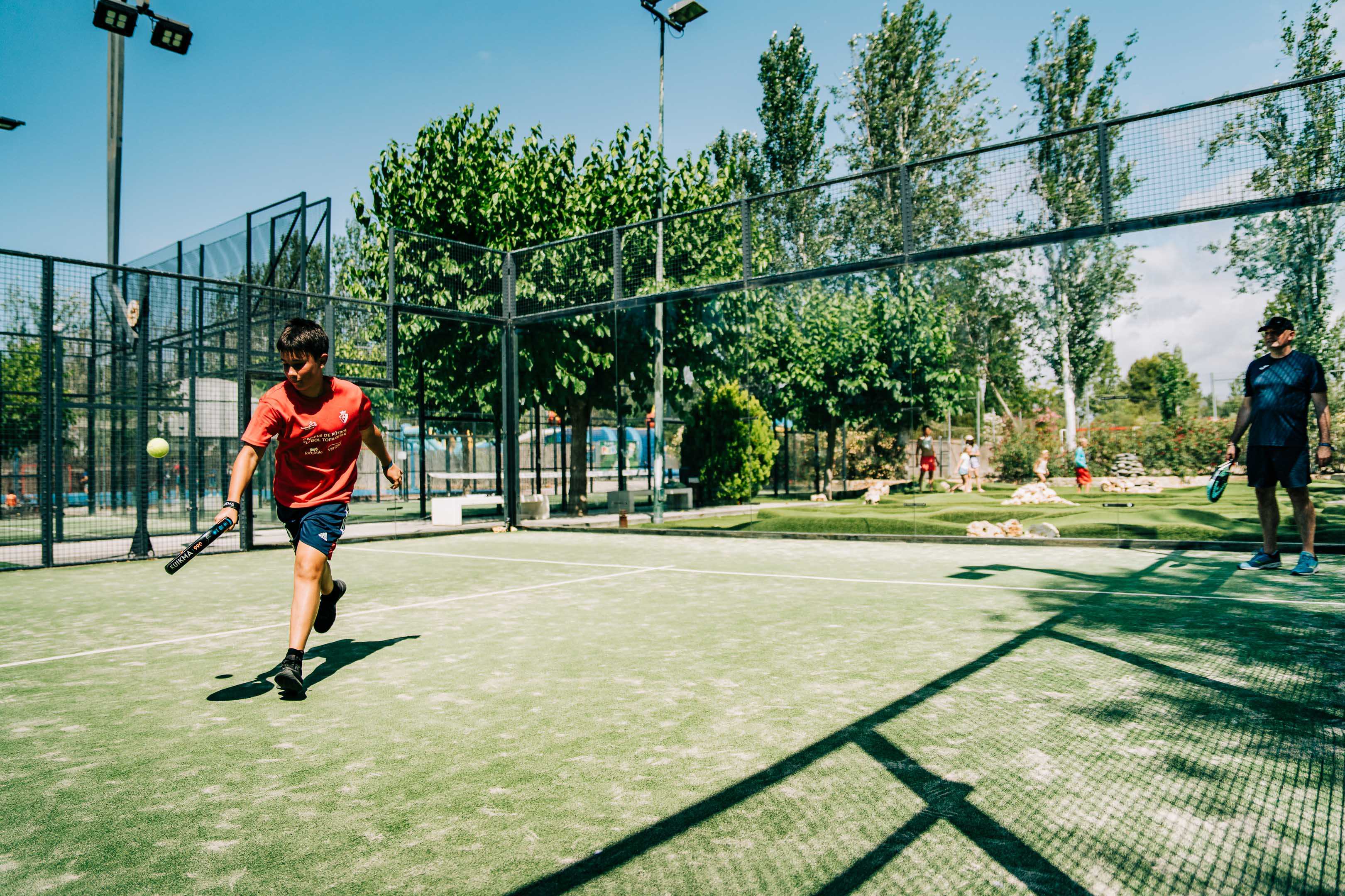 PÁDEL & TENIS