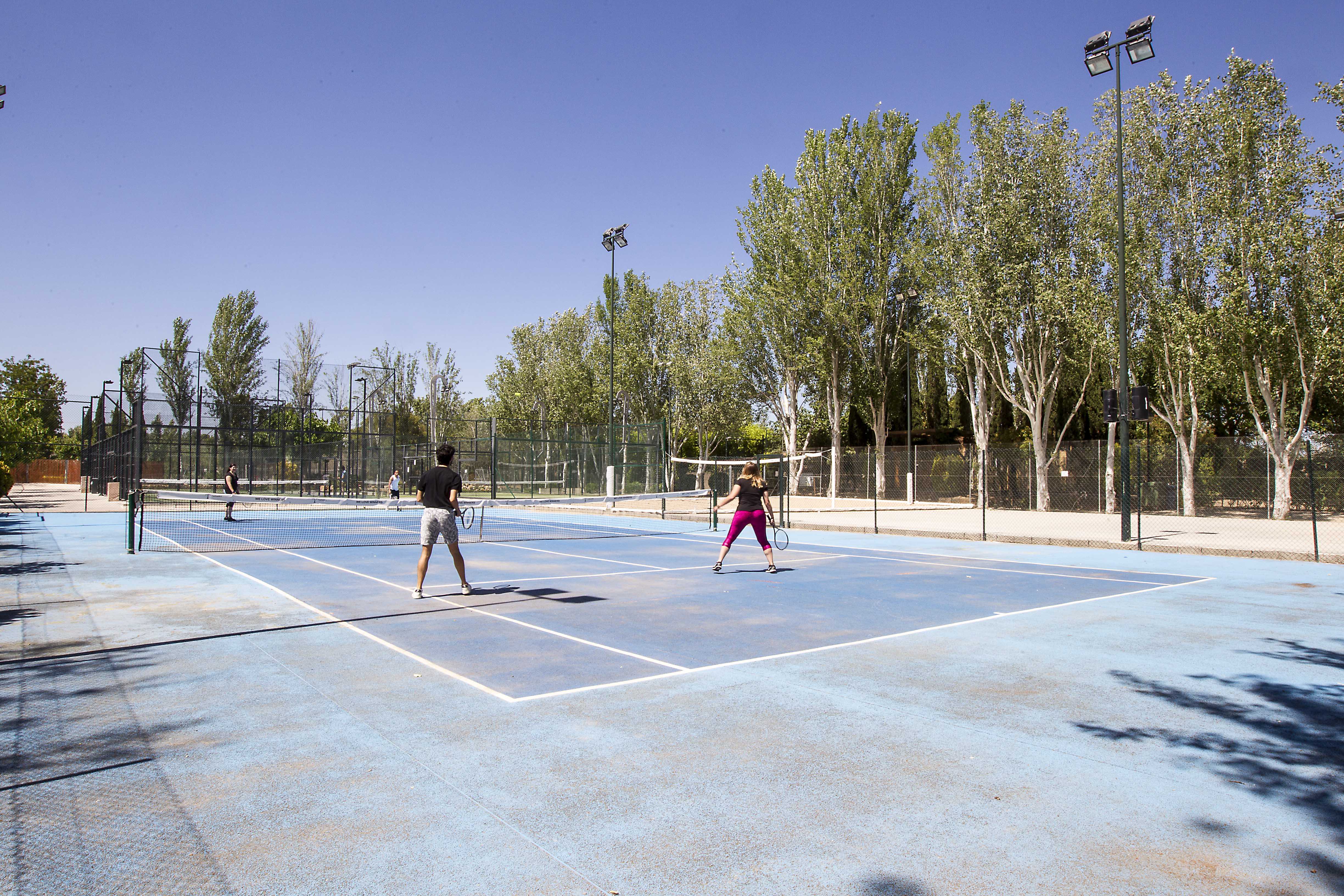 PÁDEL & TENIS