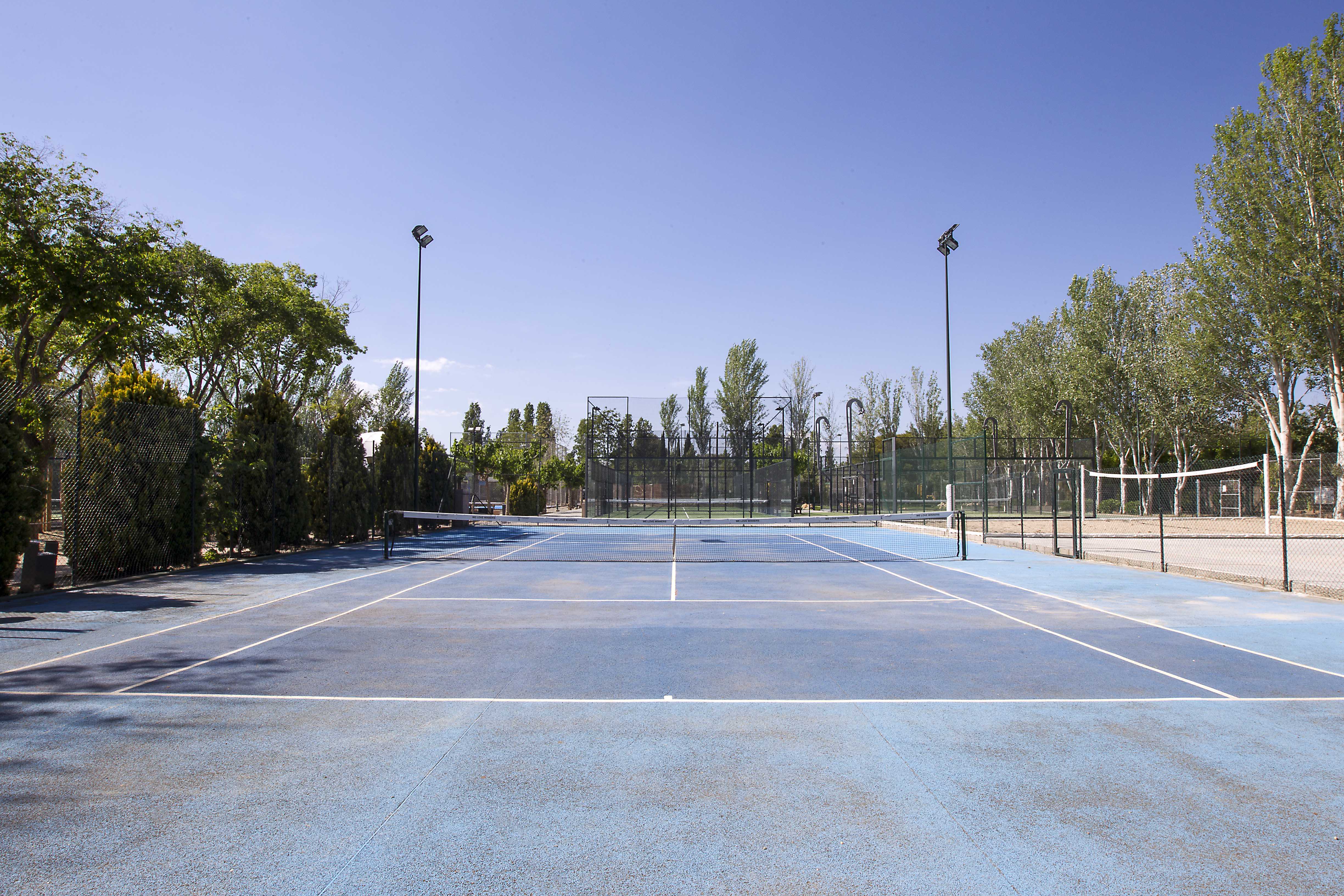 PÁDEL & TENIS