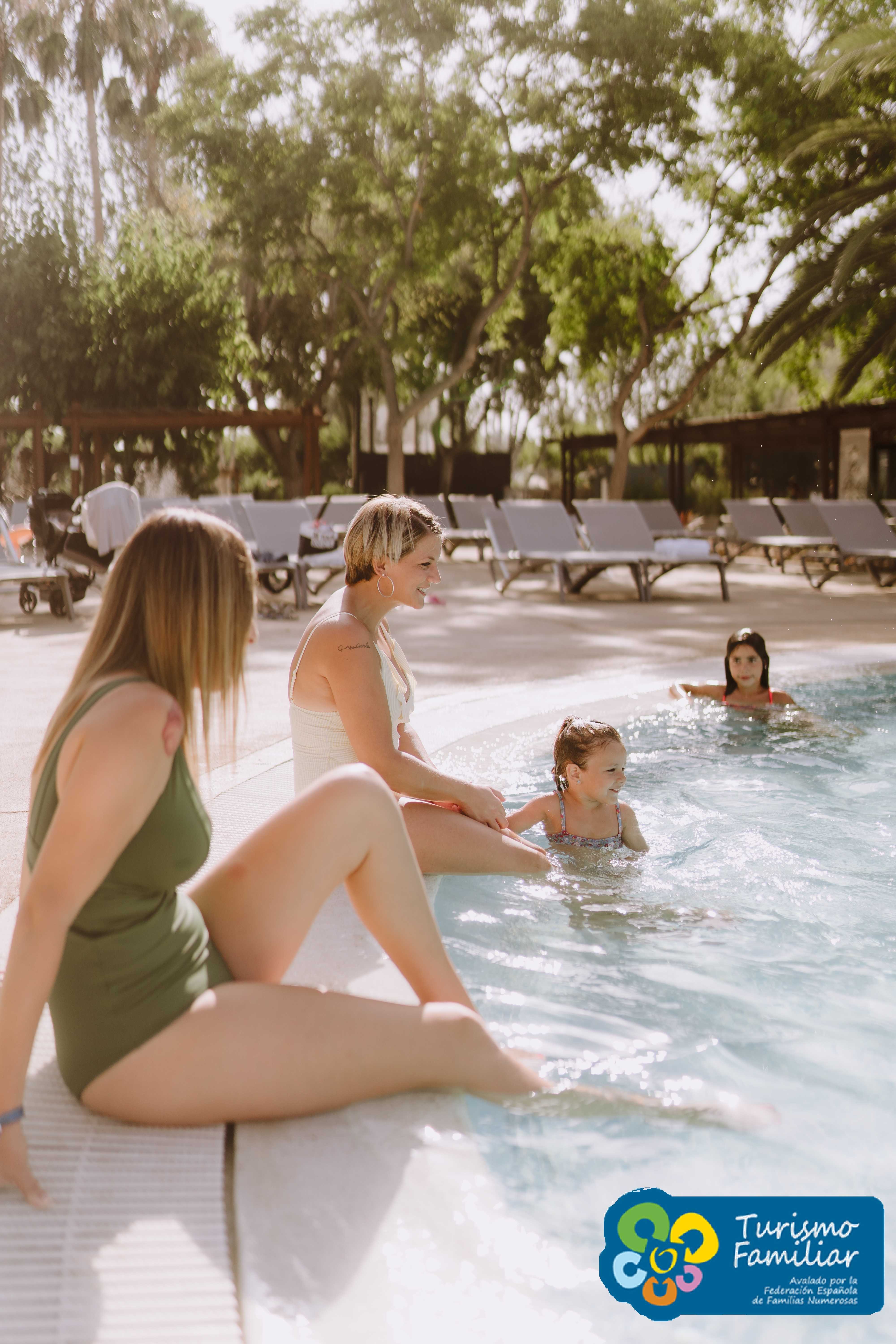 TAMARIT BEACH RESORT OBTÉ EL SEGELL DE TURISME FAMILIAR