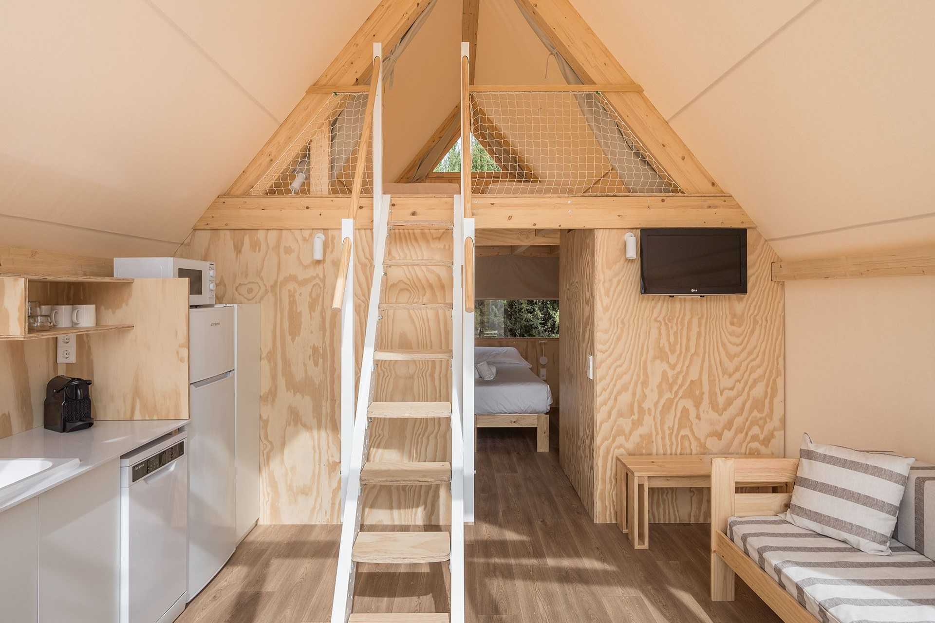 Yuca and Iris, our two new accommodations!